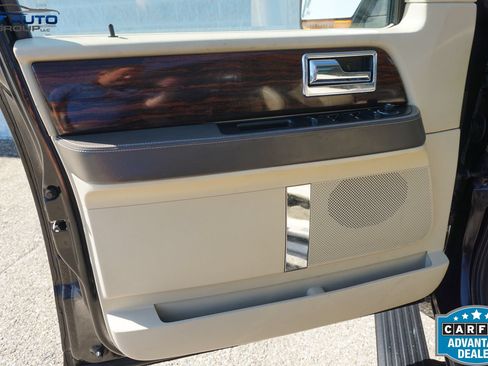 Used 2015 Lincoln Navigator 4WD w/ Equipment Group 101A Reserve image 29