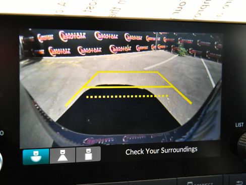 Used 2025 Honda CR-V LX image 18