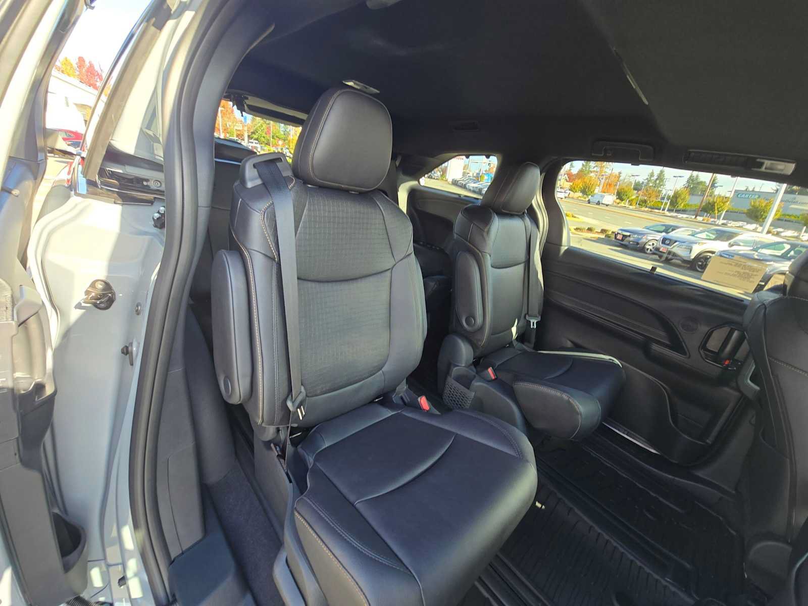 New 2026 Toyota Sienna XLE Woodland Edition AWD/4WD image 13