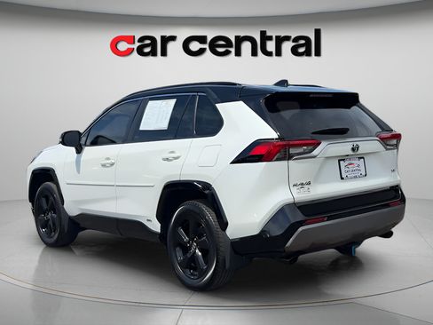 Used 2021 Toyota RAV4 XSE w/ Protection Package (TMS) AWD/4WD image 3
