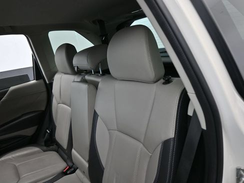 Used 2022 Subaru Forester Limited AWD/4WD image 32