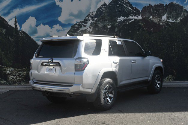 Certified 2021 Toyota 4Runner TRD Off-Road Premium AWD/4WD image 3