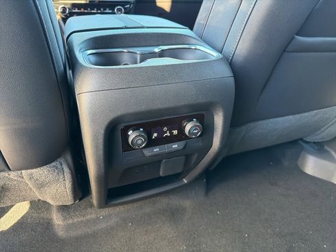 New 2026 Chevrolet Traverse Z71 w/ Enhanced Driving Package image 21