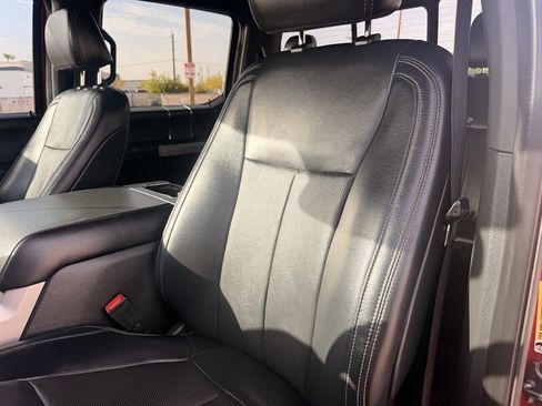 Used 2022 Ford F250 Lariat w/ Black Appearance Package AWD/4WD image 17