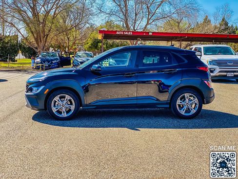 Used 2023 Hyundai Kona SEL image 5