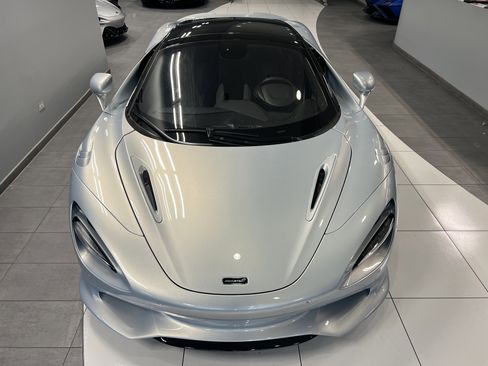 Used 2026 McLaren 750S Spider image 18
