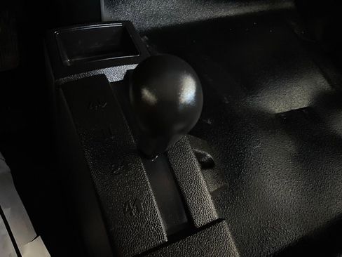 Used 2016 Chevrolet Silverado 2500 W/T w/ WT Fleet Convenience Package image 39