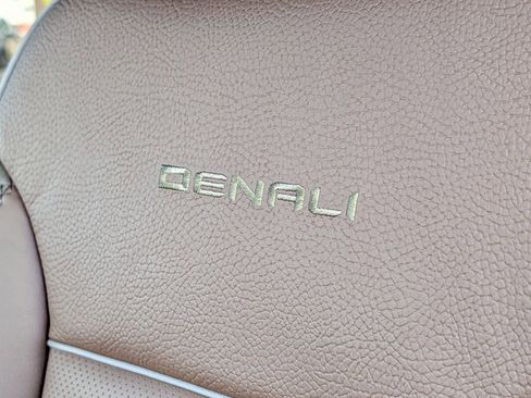 New 2026 GMC Sierra 1500 Denali w/ Denali Reserve Package AWD/4WD image 42