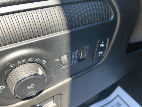 Used 2022 Jeep Wagoneer Series III image 42