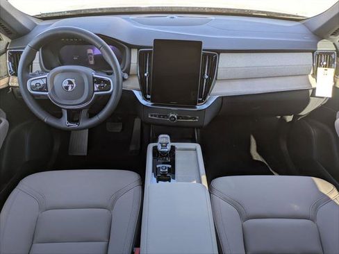 New 2026 Volvo XC90 B6 Core AWD/4WD image 11
