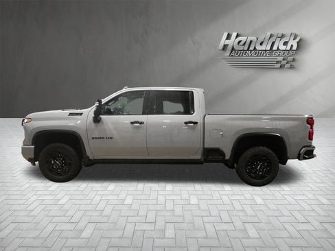 Used 2024 Chevrolet Silverado 2500 LTZ w/ LTZ Plus Package image 7
