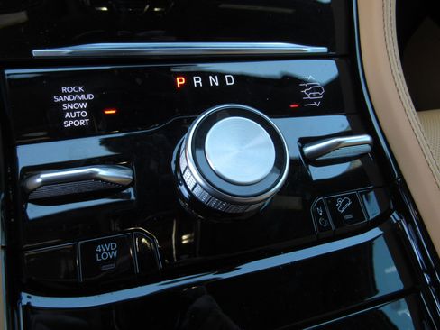 Used 2023 Jeep Grand Cherokee L Summit AWD/4WD image 20