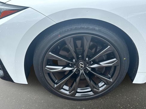Used 2024 Lexus IS 350 F Sport RWD image 10