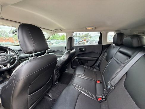 Used 2018 Jeep Compass Latitude w/ Popular Equipment Group AWD/4WD image 25