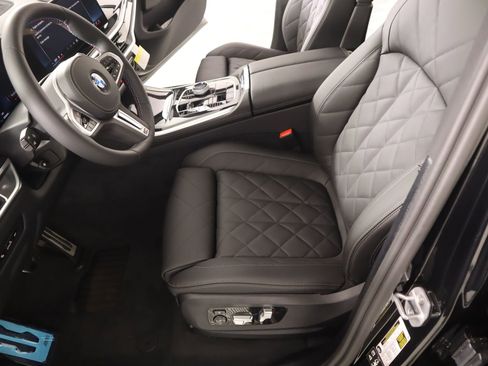 New 2026 BMW X5 M60i AWD/4WD image 11