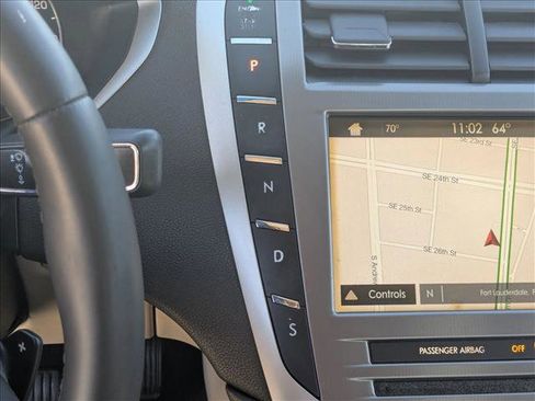 Used 2017 Lincoln MKZ Select w/ Select Plus Package image 12