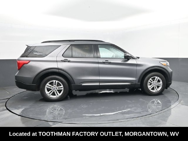 Used 2022 Ford Explorer XLT AWD/4WD image 4