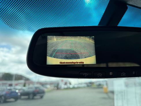 Used 2012 Toyota Tacoma 4x4 Access Cab V6 w/ TRD Off-Road Pkg image 18