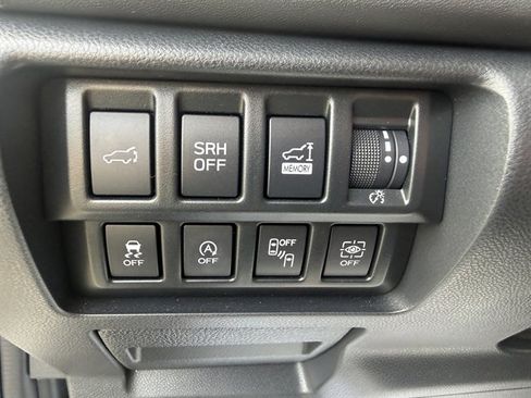 Used 2020 Subaru Forester Touring AWD/4WD image 12