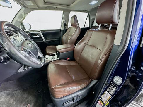 Used 2016 Toyota 4Runner Limited image 13