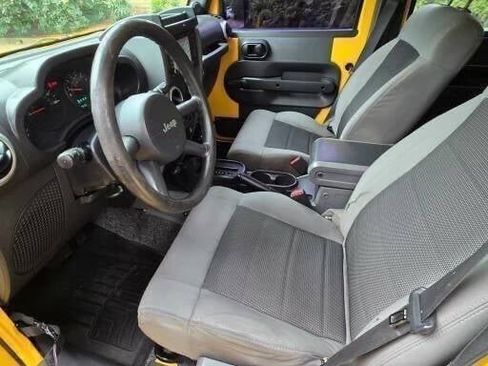 Used 2008 Jeep Wrangler Unlimited X image 2