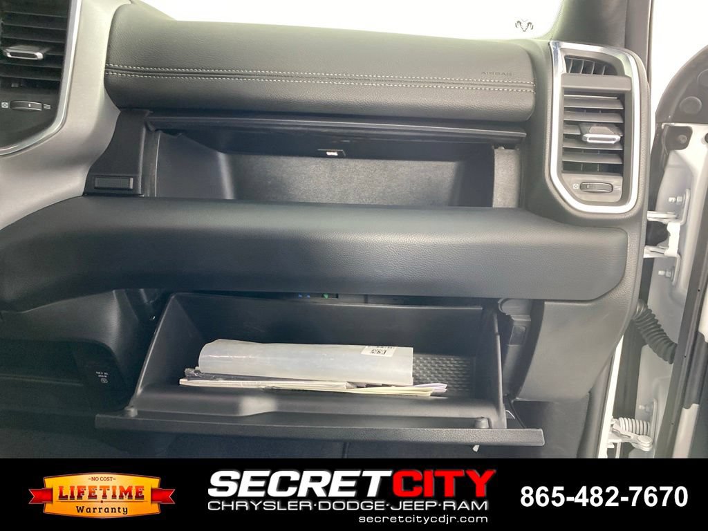 Used 2026 RAM 2500 Laramie AWD/4WD image 30
