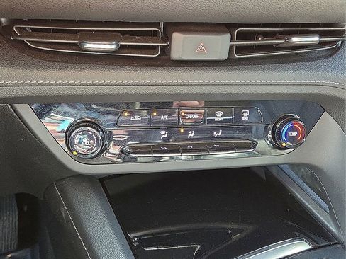 Used 2023 Buick Envision Preferred image 28