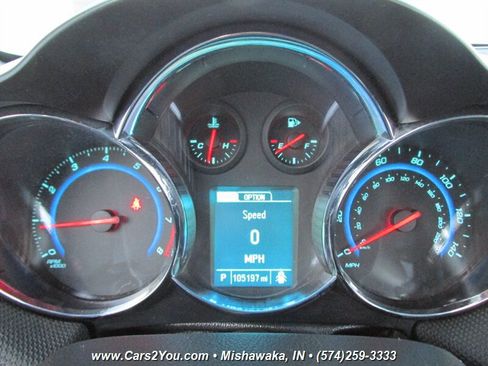 Used 2016 Chevrolet Cruze LT w/ Sun And Sound Package FWD image 18