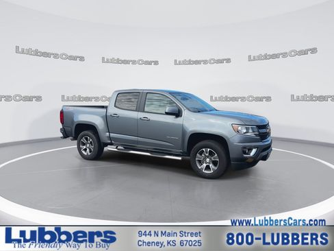 Used 2020 Chevrolet Colorado Z71 AWD/4WD image 2