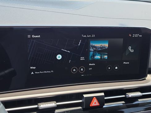 New 2026 Kia Sportage SX FWD image 24