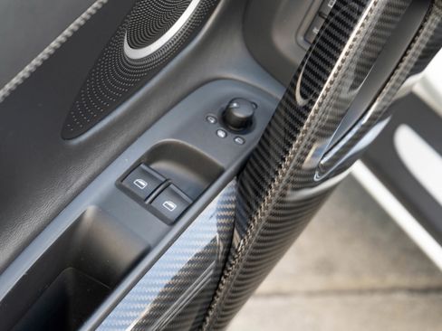 Used 2011 Audi R8 V8 image 15