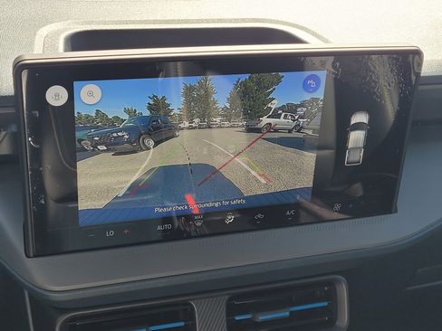 New 2025 Ford Maverick Lobo image 10