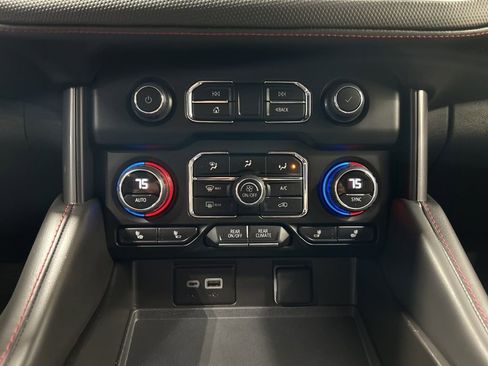 Used 2023 Chevrolet Suburban RST w/ Luxury Package image 22