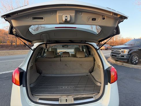 Used 2010 Nissan Murano LE w/ Navigation Pkg image 27