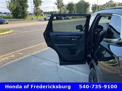 Certified 2025 Honda CR-V Sport Touring image 15