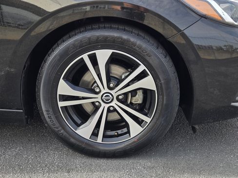 Used 2020 Nissan Sentra SV FWD image 5