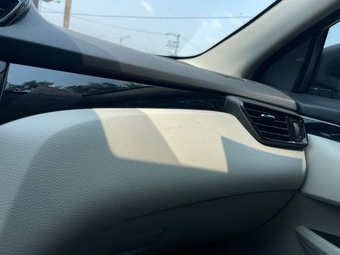 Used 2022 Nissan Rogue Sport SL w/ Premium Package image 19