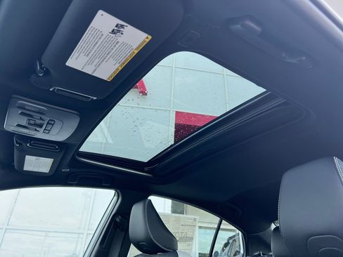 New 2026 Toyota Camry Hybrid image 24