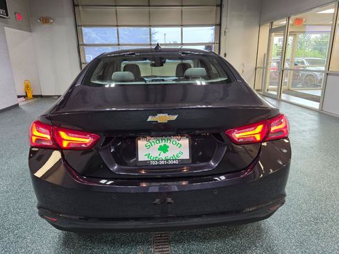 Used 2022 Chevrolet Malibu LT FWD image 8