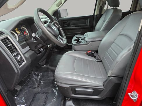Used 2017 RAM 1500 ST RWD image 22