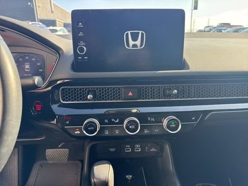 Used 2024 Honda Civic Touring image 18
