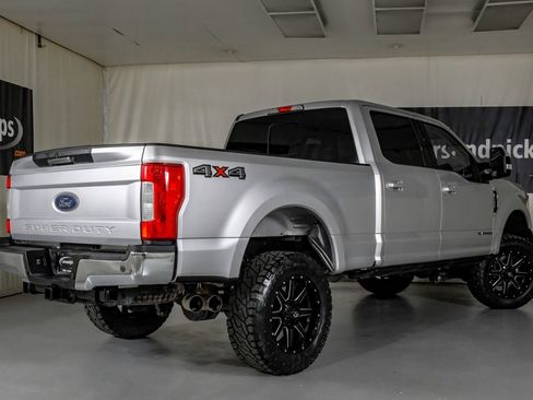 Used 2019 Ford F250 Lariat AWD/4WD image 13
