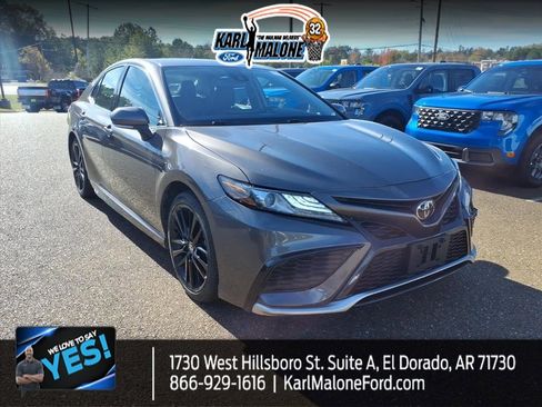 Used 2023 Toyota Camry XSE image 1