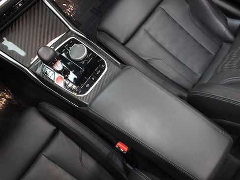 Used 2022 BMW M4 xDrive Competition image 39