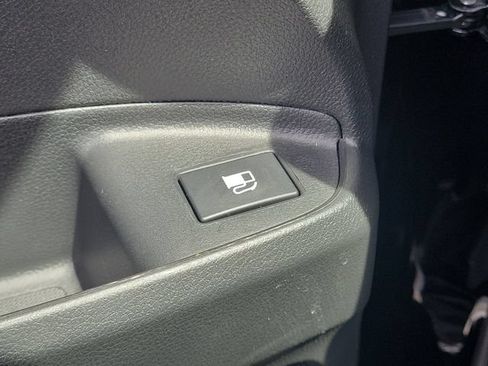 Used 2025 Honda Ridgeline Sport image 17