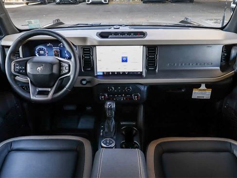 New 2025 Ford Bronco Big Bend w/ Black Diamond Package image 12