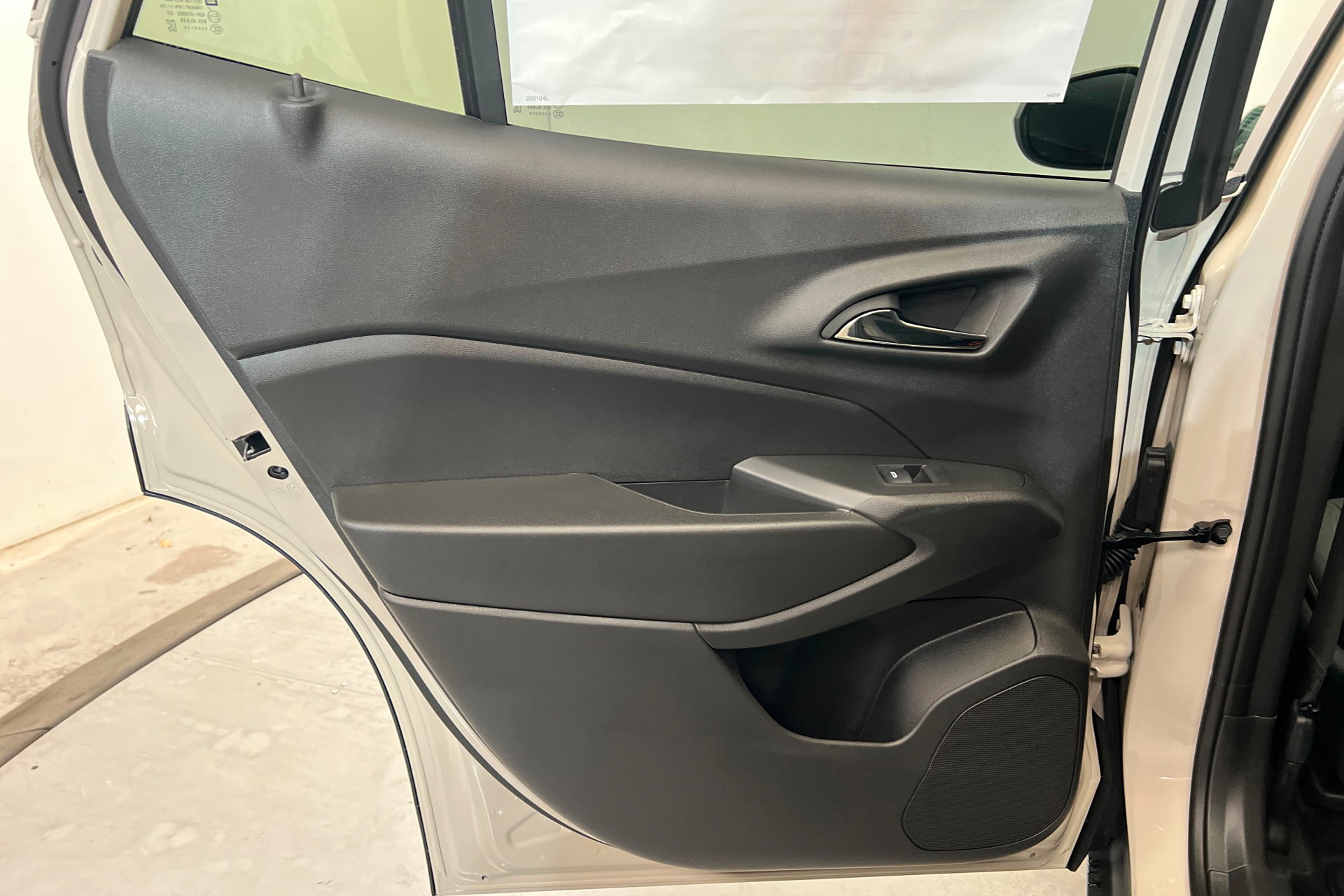 New 2026 Chevrolet Trax ACTIV w/ Driver Confidence Package FWD image 19