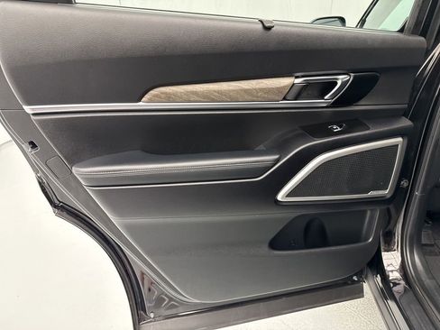 Used 2021 Kia Telluride EX w/ EX Premium Package AWD/4WD image 18