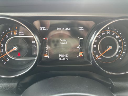 Used 2023 Jeep Gladiator Overland image 23