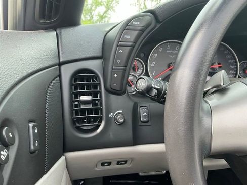 Used 2008 Chevrolet Corvette Convertible w/ Preferred Equipment Group RWD image 21